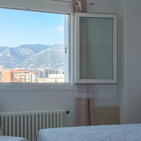 Spacious 2 Bedroom Near City Centre - Dodo Et Tartine * Tolón