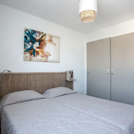 Spacious 2 Bedroom Near City Centre - Dodo Et Tartine Toulon