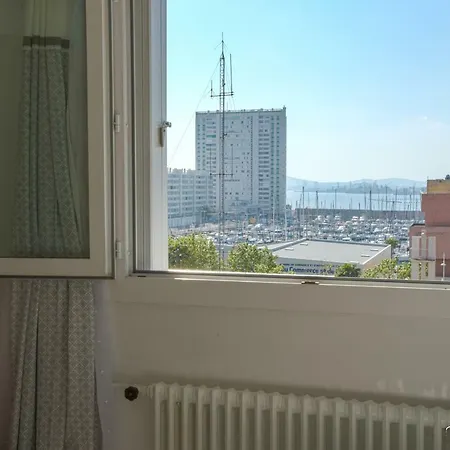 Spacious 2 Bedroom Near City Centre - Dodo Et Tartine Tolón